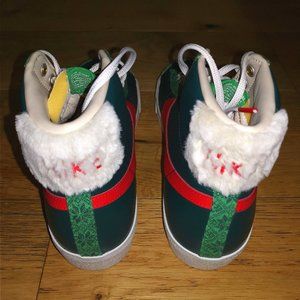 Nike Throwback Blazer Mid 77 Christmas Sweater